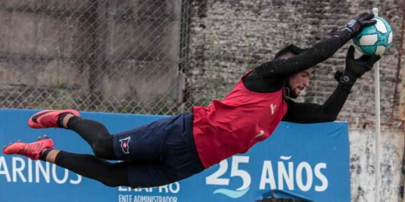 Práctica de fútbol y reinicio del torneo