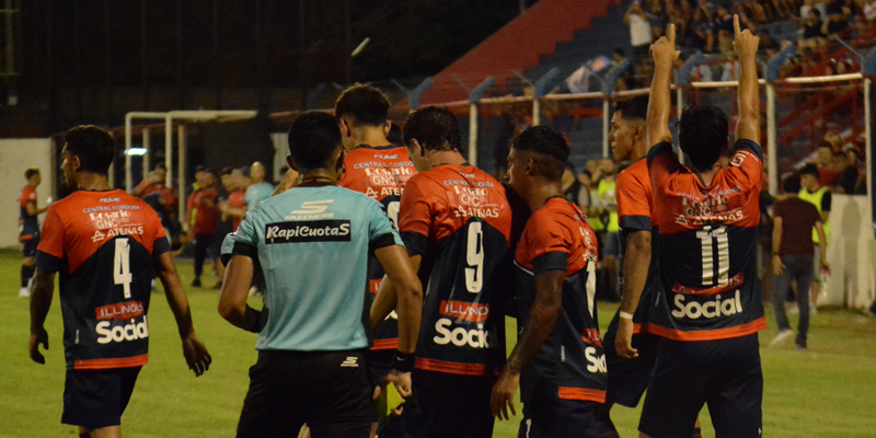 Empate en la noche de Tablada